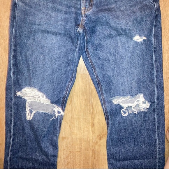 American Eagle Women’s Ex Boyfriend Relaxed Fit Jeans Distressed Size 00 Short - Picture 4 of 12